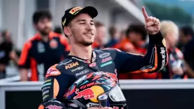 Ayağı kırılan Deniz Öncü, pistlere dönüş tarihini açıkladı