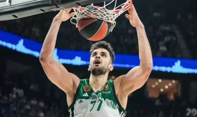 Ömer Faruk Yurtseven double double yaptı! 