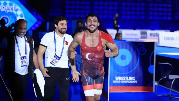 Ahmet Yılmaz'dan Dünya Güreş Şampiyonası'nda bronz madalya