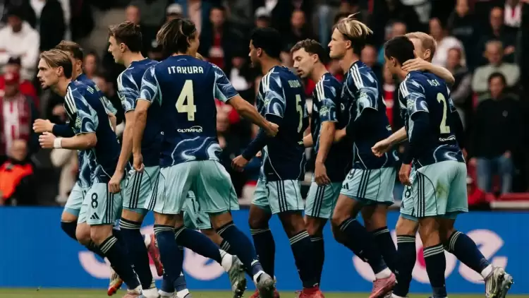 PSV kaçtı, Ajax kovaladı. Dev maçta kazanan çıkmadı