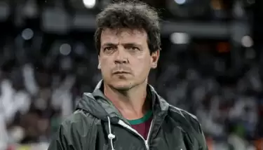 Galatasaray kurtulduğuna sevinmişti, yeni hocası öve öve bitiremedi