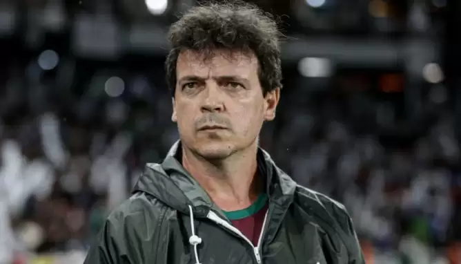 Galatasaray kurtulduğuna sevinmişti, yeni hocası öve öve bitiremedi