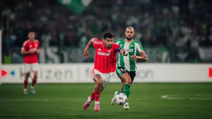 Amrabat 90 dakika sahada kaldı, Antony yıldızlaştı!