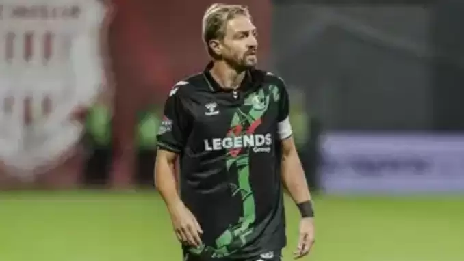 Caner Erkin, tokat attığı arkadaşı hariç herkesten özür diledi! "Küfür etti"