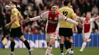 Ajax, 3 puanı 2 golle aldı!
