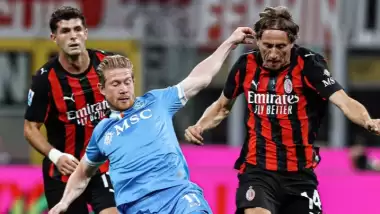 Milan, Napoli'ye dur dedi!