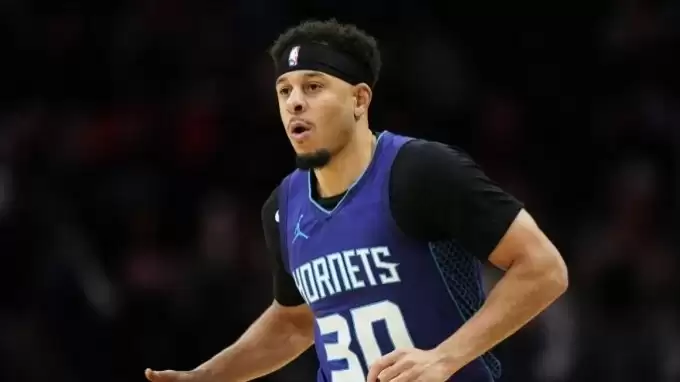 Warriors, Seth Curry ile yeni döneme başlıyor