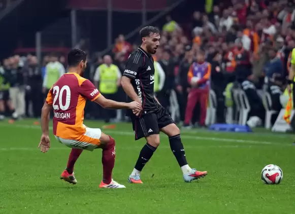 Galatasaray bu sezon ligde ilk kez puan kaybetti