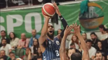 Anadolu Efes, Bursa deplasmanından rahat çıktı!