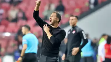 Tedesco’dan sert eleştiri: “Bugün kaybetmeyi hak ettik!”