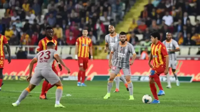 FIFA affetmiyor: 974 gün sonra puanla tanıştı, yine cezayla sarsıldı...