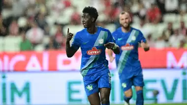 Çaykur Rizespor'un yıldızı Avrupa'da gündem oldu! Haftanın takımında