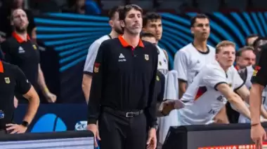 Almanların koçu hastaneye kaldırılmıştı! Büyük kilo kaybı yaşadı!