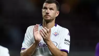 Edin Dzeko bir ülkenin diline düştü