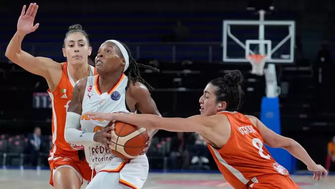 Galatasaray kıl payı kazandı