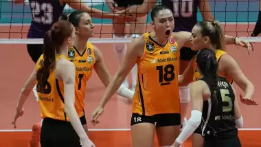Son şampiyon VakıfBank sezona galibiyetle başladı!