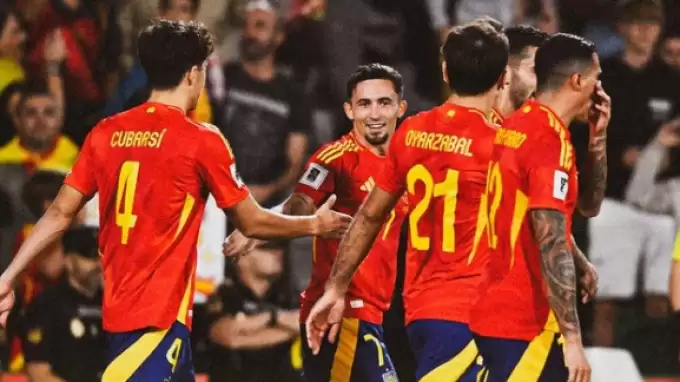 İspanya evinde Gürcistan'ı zorlanmadan geçti!