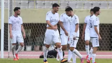 Altıncı maçta da galibiyet gelmedi! Altay darmadağın oldu