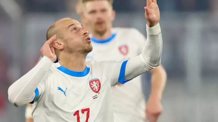 Vaclav Cerny çileden çıktı! Röportajı terk etti