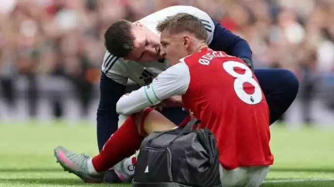 Arsenal’de kriz derinleşiyor! Odegaard’dan kötü haber