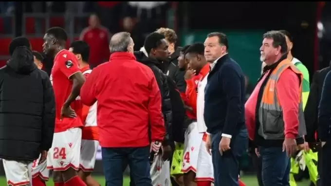 Standard Liege-Antwerp maçı tatil edildi! İşte sebebi