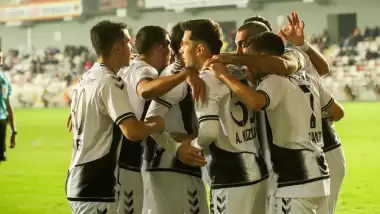 Altay, düşme hattından kurtuldu