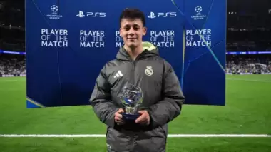 Arda Güler, Real Madrid-Juventus maçının oyuncusu seçildi!