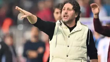 Trabzonspor'da Eyüp maçı öncesi Fatih Tekke'nin tatlı sıkıntısı: 1 formaya 3 aday