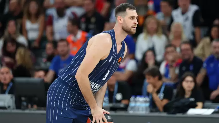 Anadolu Efes'e kötü haber: Yıldız oyuncu 8 ay sahalardan uzak kalacak!