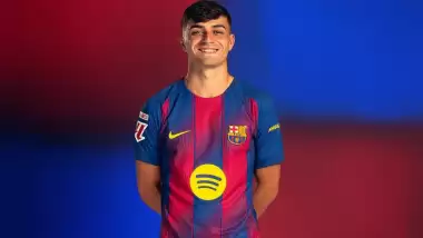 Mutlu eden kırmızı kart! 53 maçlık seri son buldu...