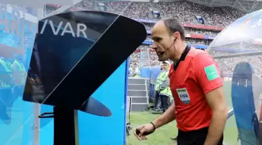 IFAB'dan flaş VAR hamlesi! Tartışmalara son nokta konulacak...
