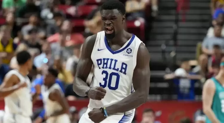 Adem Bona'dan blok şov! Sixers 4'te 4 yaptı