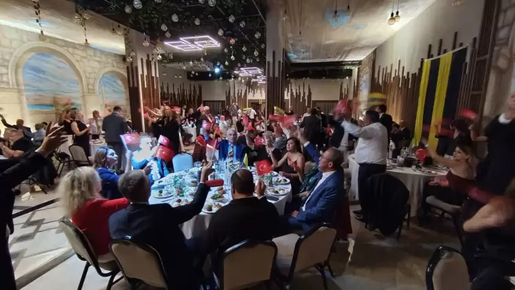 Bodrum Fenerbahçeliler Derneği Cumhuriyetin 102. yılını kutladı