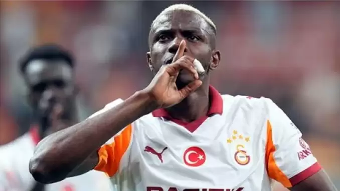 İspanyol basını tam sayfa verdi! Avrupa devi Victor Osimhen'i istiyor