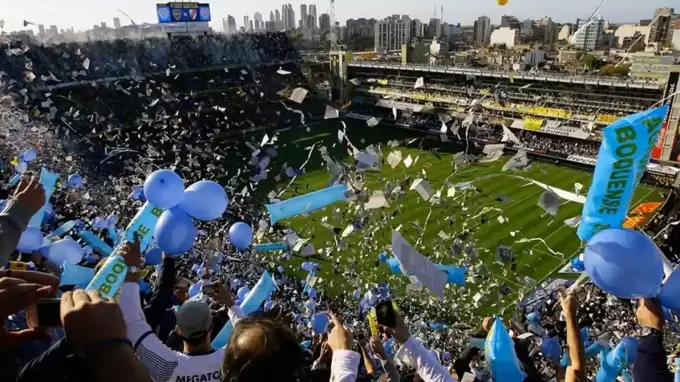 Yapay zeka dünyanın en iyi 20 stadını seçti: İki Süper Lig devi de listede