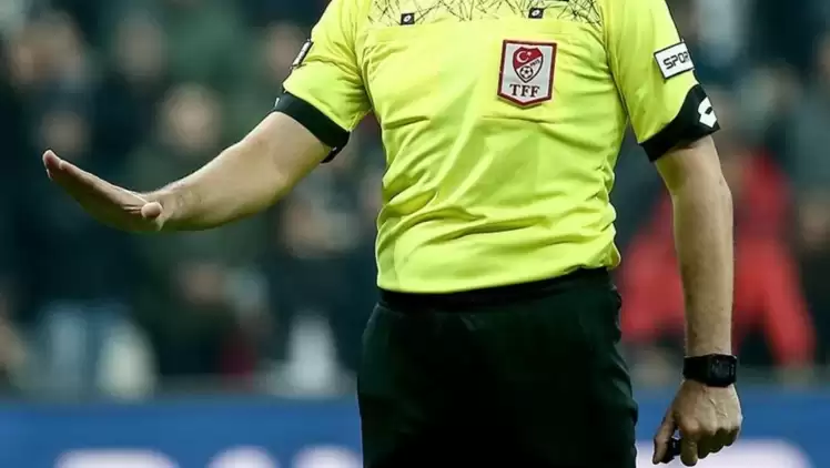 Olay iddia! Yönettiği maçta "kırmızı kart çıkar" seçeneğine bahis oynayan hakem, 5 milyon TL kazandı 