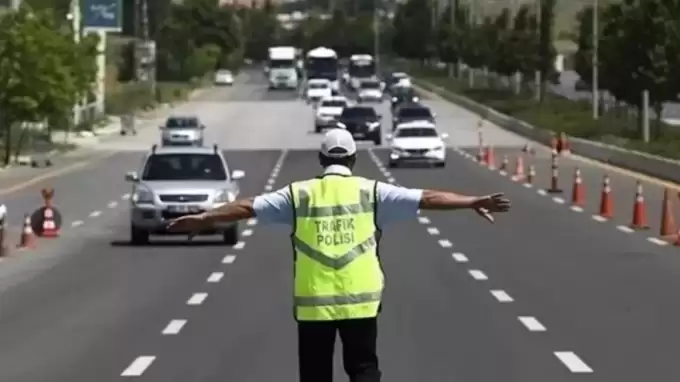 Pazar günü yapılacak olan İstanbul Maratonu nedeniyle bazı yollar kapatılacak