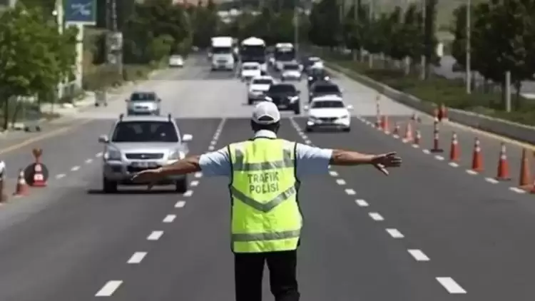 Pazar günü yapılacak olan İstanbul Maratonu nedeniyle bazı yollar kapatılacak