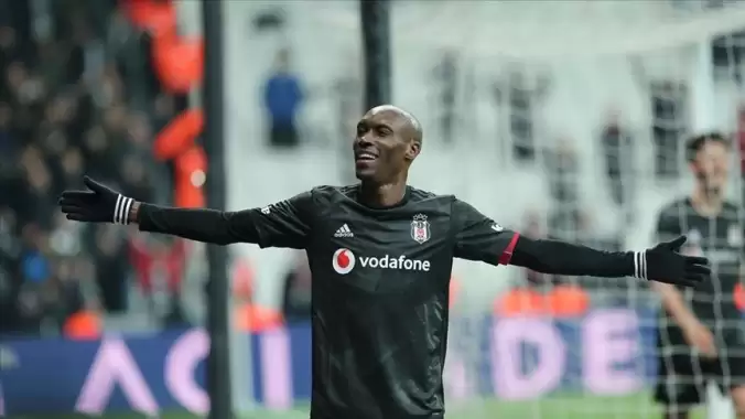 Hutchinson'dan derbi yorumu: "Orta sahayı kazanan öne geçer"