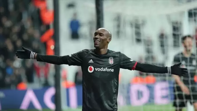 Hutchinson'dan derbi yorumu: "Orta sahayı kazanan öne geçer"