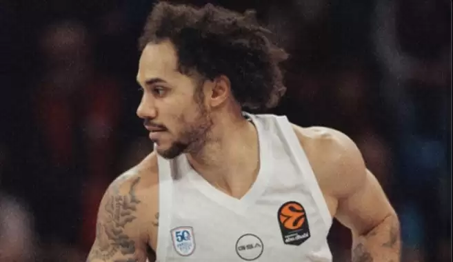 Anadolu Efes deplasmanda Baskonia'ya teslim oldu