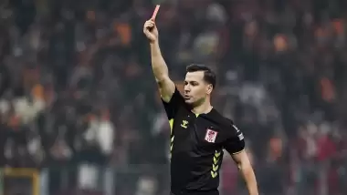 Osimhen'in pozisyonu, Sara ve Pina'nın elleri, Bouchouari'nin kırmızı kartı... Trio'dan tartışmalara son