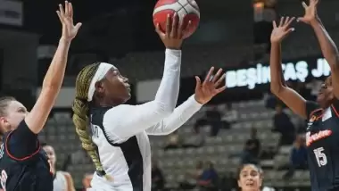 Kara Kartal evinde yaralı