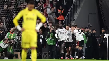 Golünü attı, Beşiktaş'ı derbide öne geçirdi: El Bilal Toure'den kariyerinde bir ilk!