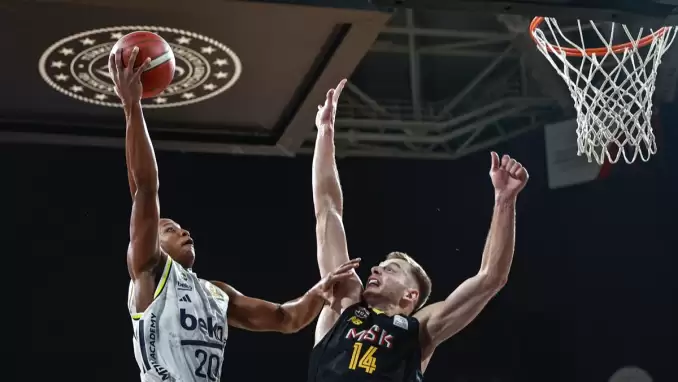 Fenerbahçe, Mersin'den galibiyetle döndü