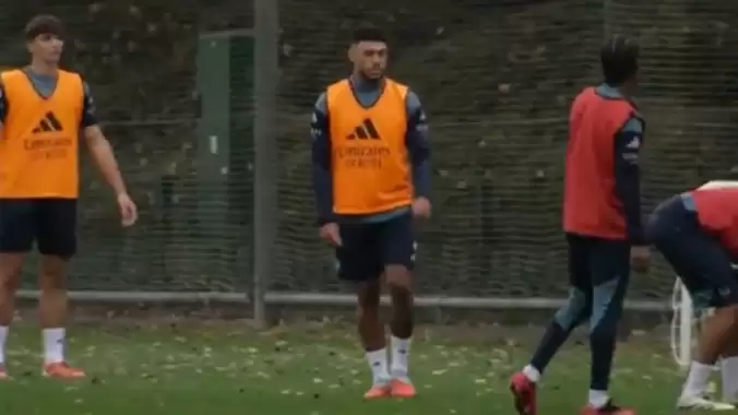 Beşiktaş'tan ayrıldı, Arsenal ile idmanlara çıkmaya başladı!