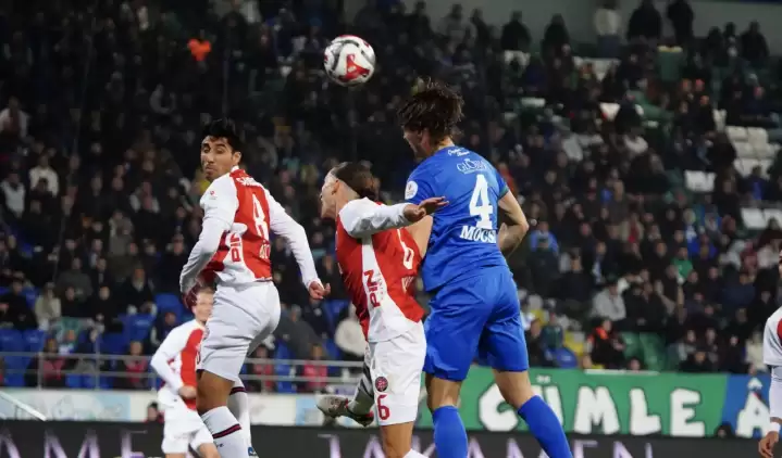 (Yazılı Özet) Çaykur Rizespor - Mısırlı.com Fatih Karagümrük Maç Sonucu: 1-0