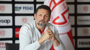 Antalyaspor Teknik Direktörü Erol Bulut: "Beşiktaş'ta Sergen Yalçın cezalı olabilir ama..."