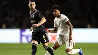 Karabağ, Chelsea'yi elinden kaçırdı!