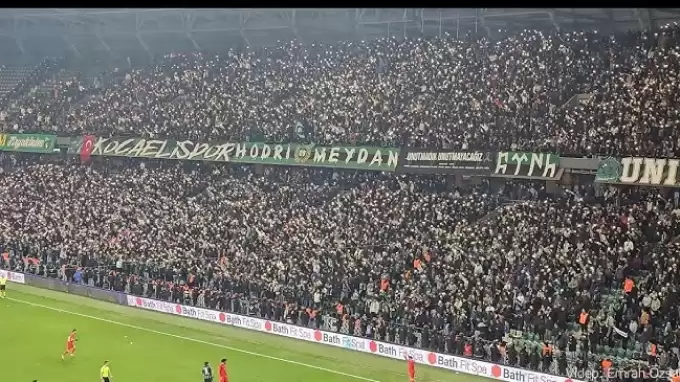 Kocaelispor taraftarının milli maçta yaptığı koreografiye ödül